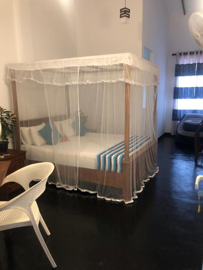 Hotel Hiriketiya New Radiant House Dickwella Zewnętrze zdjęcie