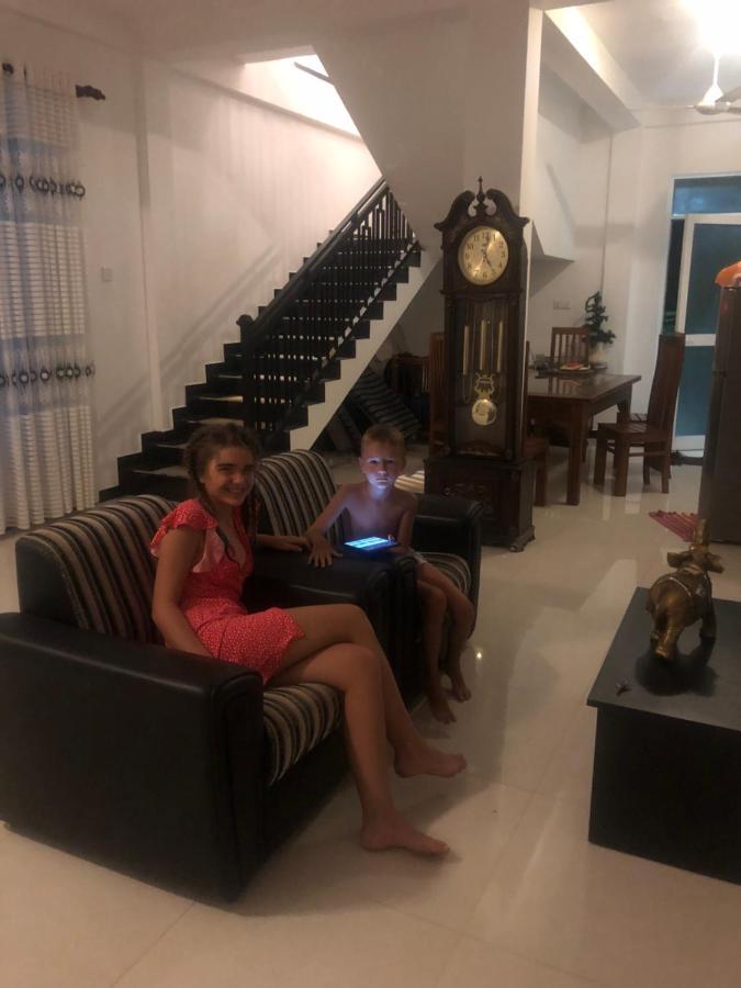 Hotel Hiriketiya New Radiant House Dickwella Zewnętrze zdjęcie